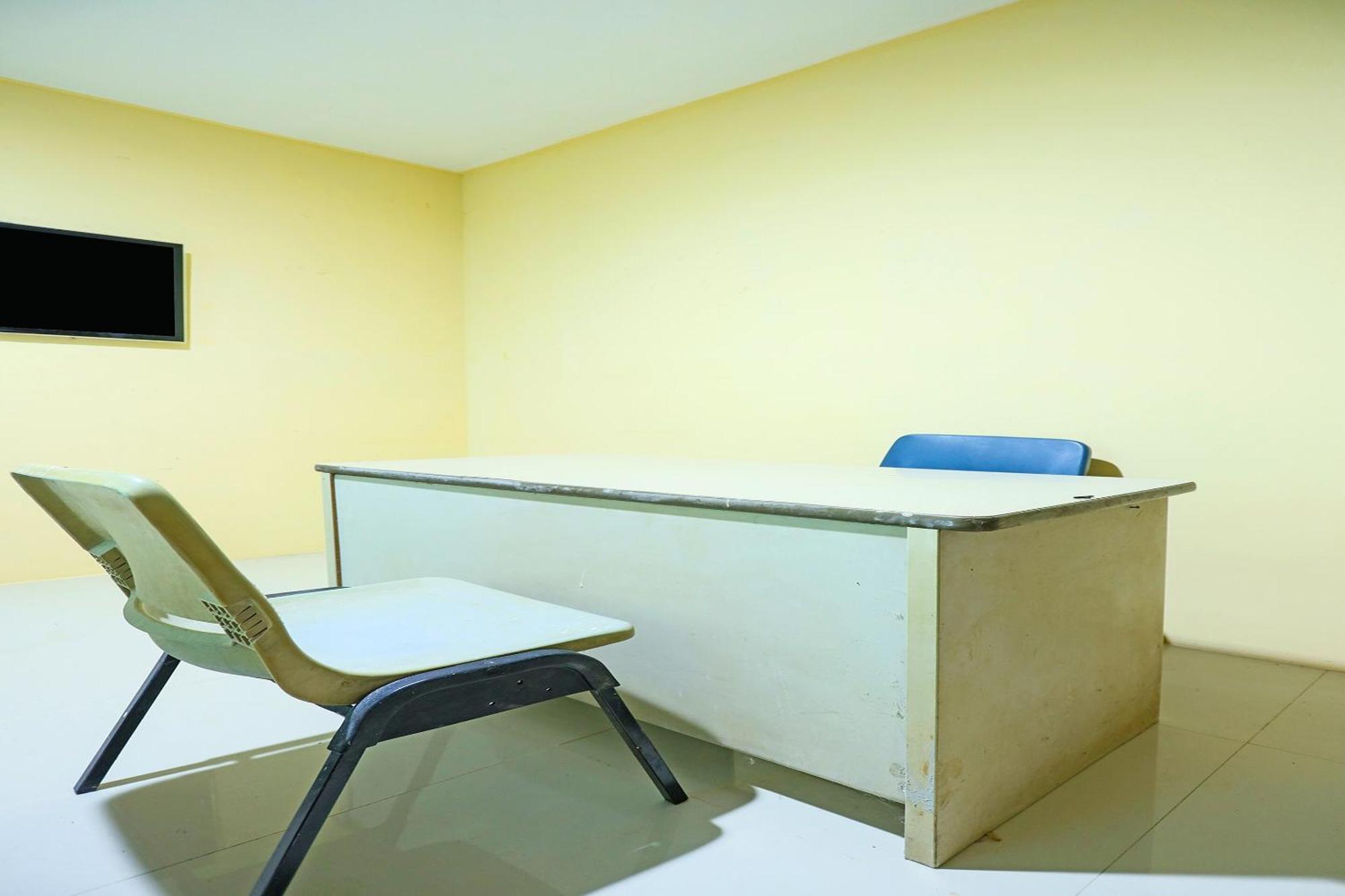 Spot On 91343 Kartika Guest House Syariahnearpantai Stres Jodoh  ภายนอก รูปภาพ