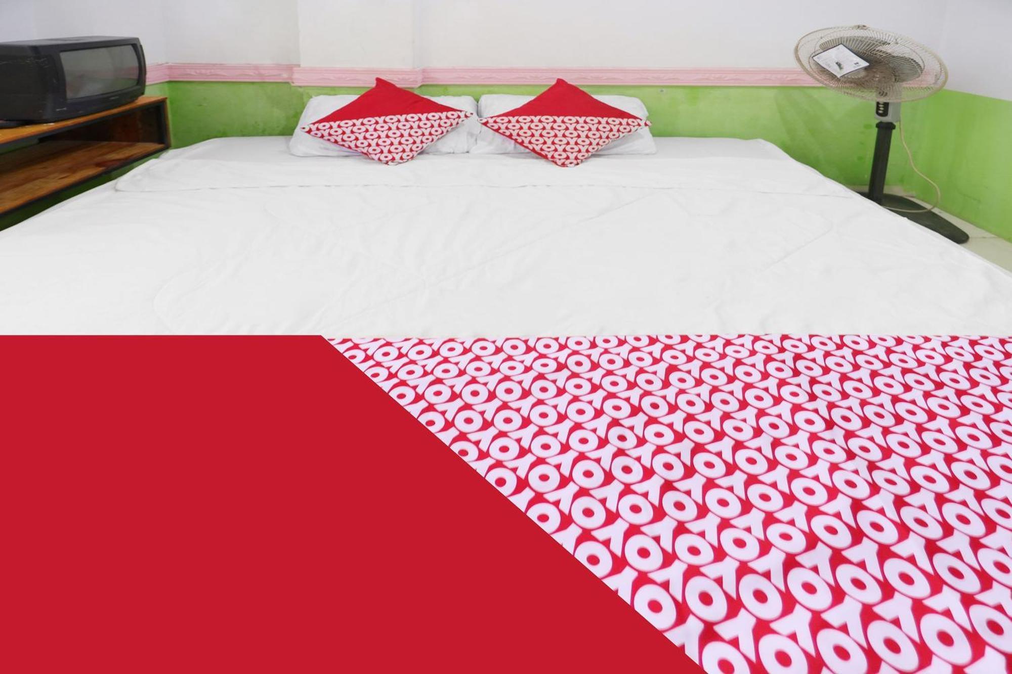 Spot On 91343 Kartika Guest House Syariahnearpantai Stres Jodoh  ภายนอก รูปภาพ